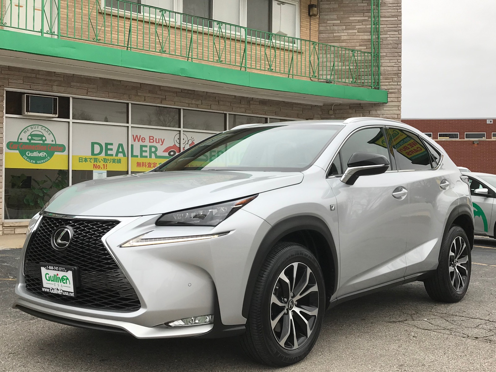 T2 サイボーグヘッド メタリックシルバー 新着車両紹介] 2015 Lexus NX200t F Sport | ガリバーUSA