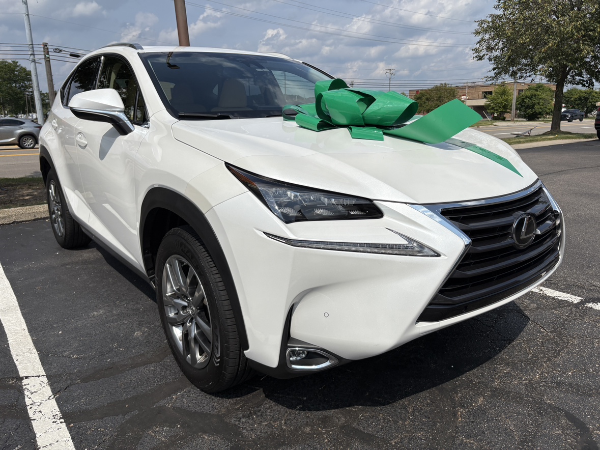 十年後XANXUS CCG 白スーツ サインなし 納車ブログ]2016 LEXUS NX 200T AWD | ガリバーUSA